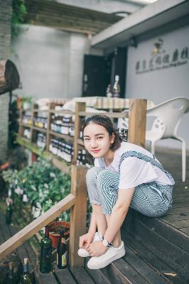 共享女儿小诗1~10章的背景资料